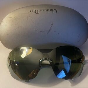 Unisex CD Pilot Aviator sunglasses!